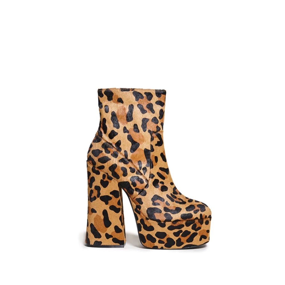 Stunning Shellys London Leopard Pony Hair Ankle Boot labeled 6.5, fits like a 7